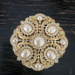 Carolee Gold and Cream Brooch